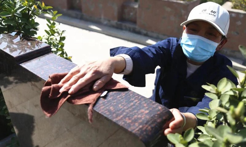 洛阳保洁：城市美容师的故事
